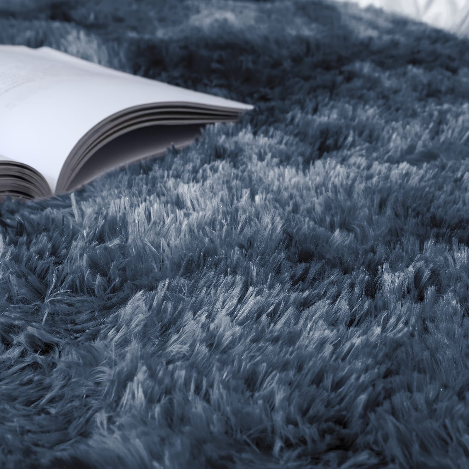 Luxurious Shag Area Rug for Living Room and Bedroom Non-Slip Plush Carpet