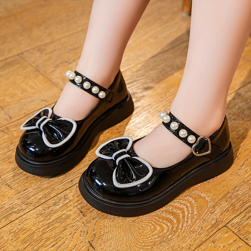 Qizlar uchun yangi yumshoq taglikli tekis poyabzal.