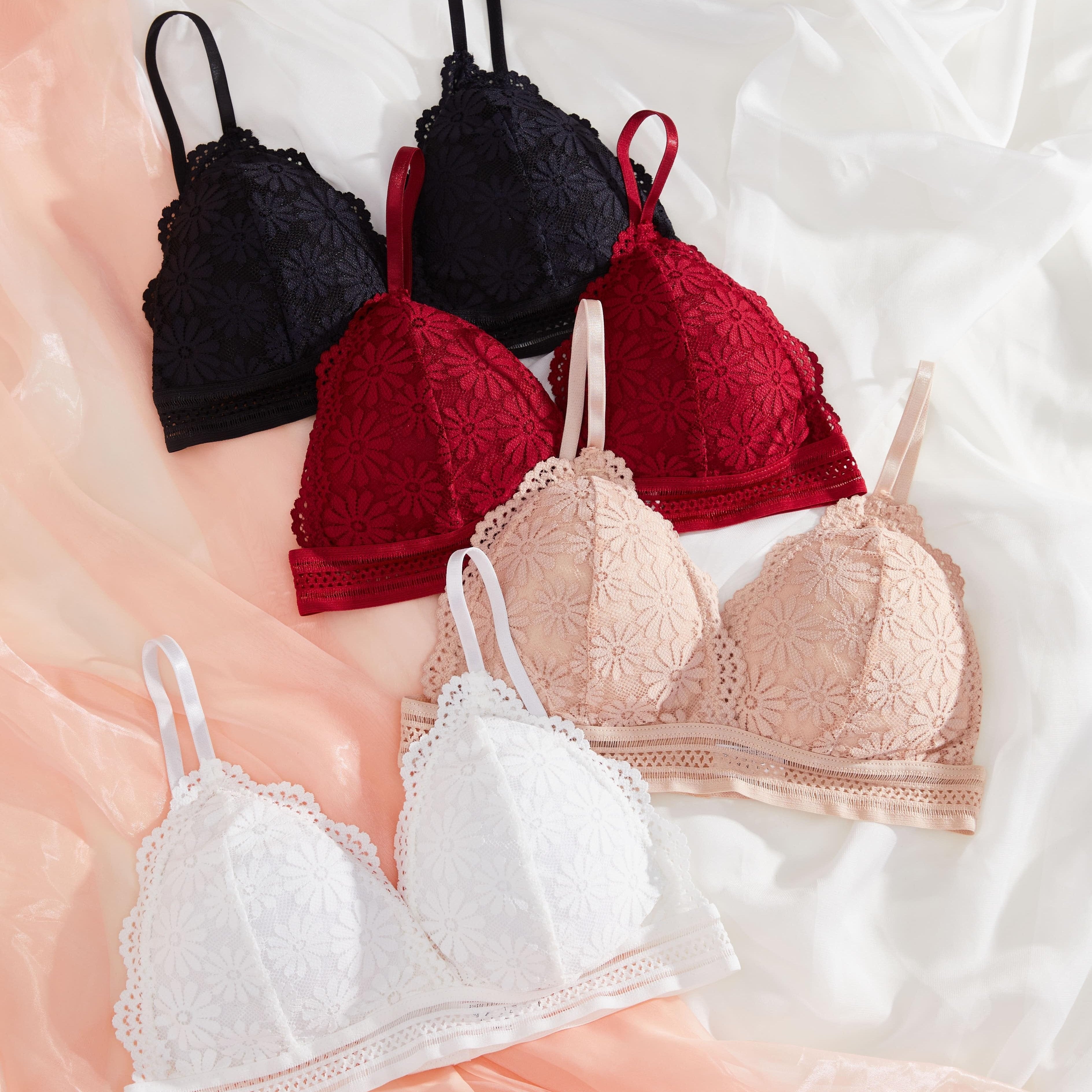 Women's Wireless Lace Bras with Contrast Trim and Scalloped Edges