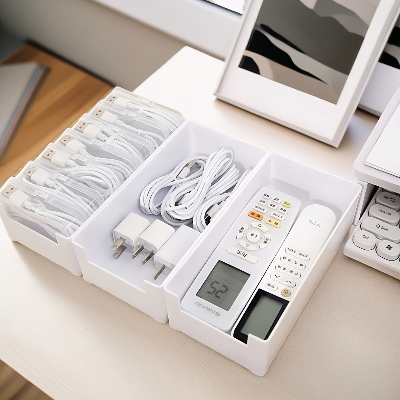 16 ta to'plam, Ma'lumot kabeli va ish stoli tashkiloti uchun ko'p maqsadli saqlash qutilari, tortma tashkilotchilari, turli joylar uchun ideal, masalan, yashash xonalari, o'qish xonalari, yotoqxona va boshqalar.