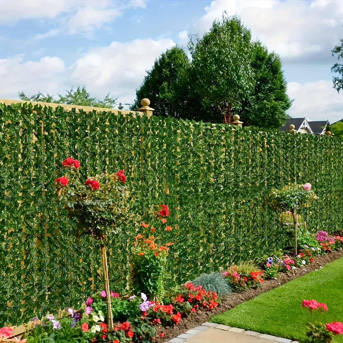 UV-Resistant Artificial Ivy Privacy Screen for Outdoor Gardens Fences 299.72cm x 99.06cm