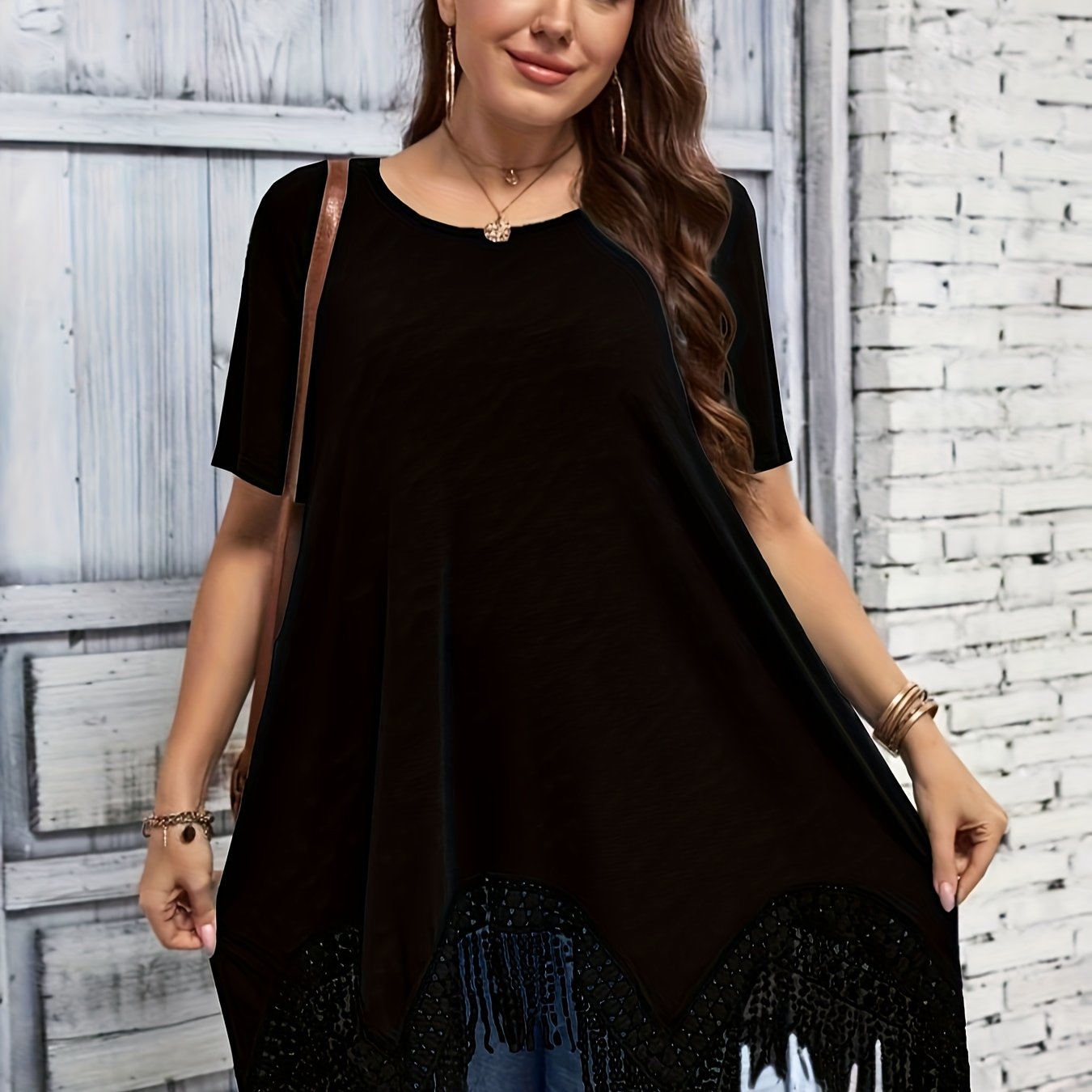 Plus Size Women's Short Sleeve T-Shirt with Fringe Hem Black Relaxed Fit