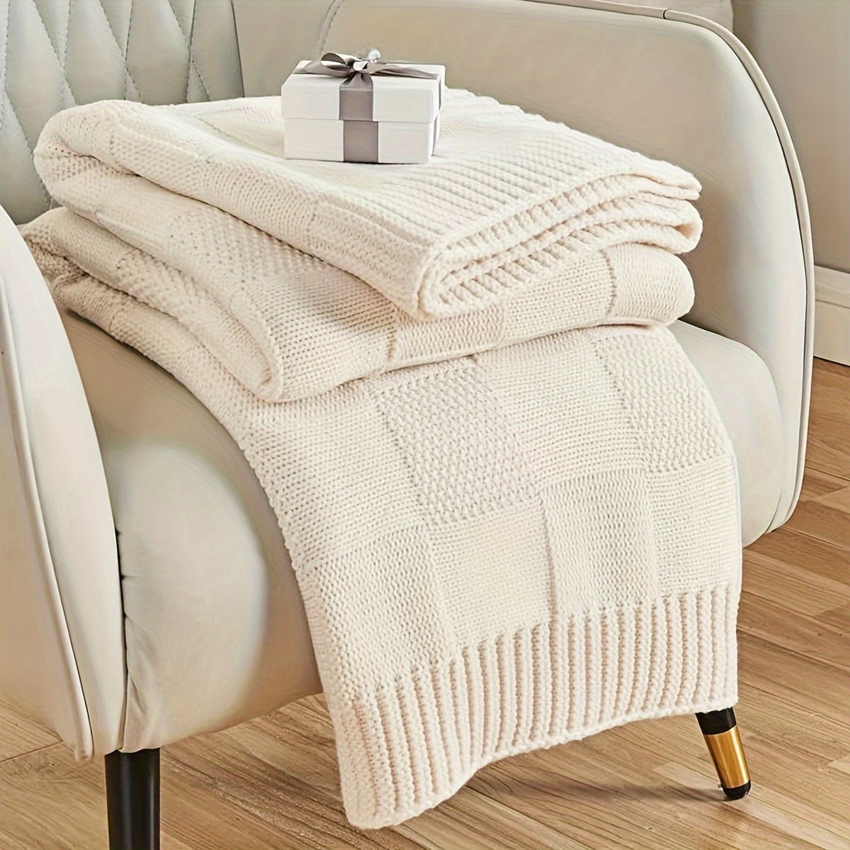 Cozy White Checkered Knit Throw Blanket for Couch and Bed