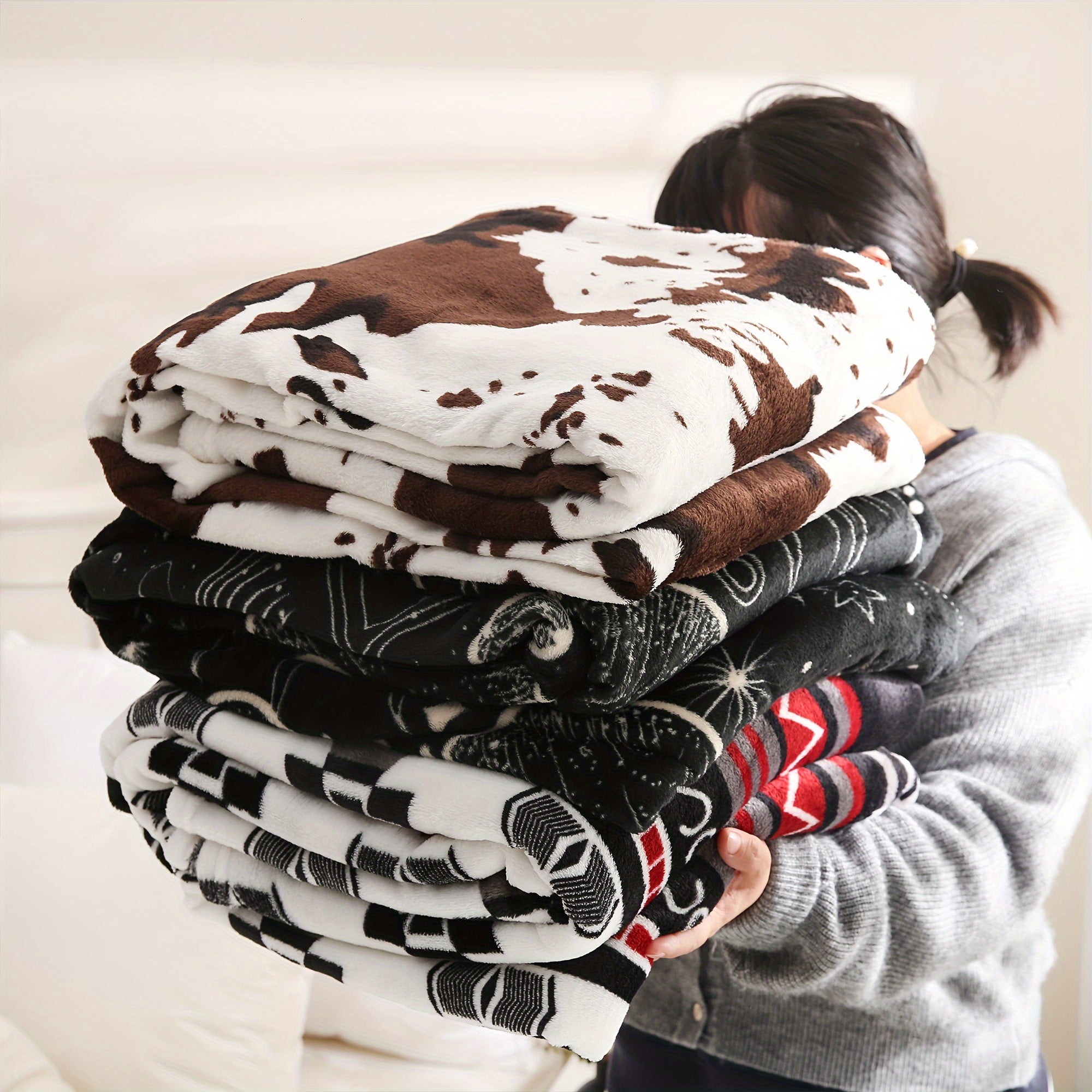 Christmas Cow Pattern Blanket 200g Single Bed Cozy Warmth