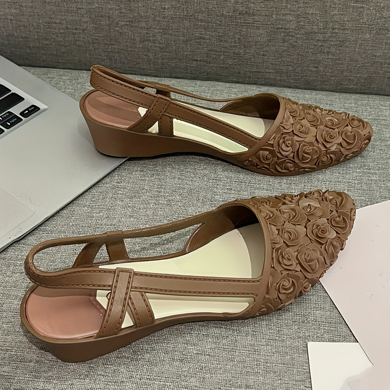 Women's Wedge Shoes Platform Heel Pointed Toe Stripes Water-Resistant Ankle Strap