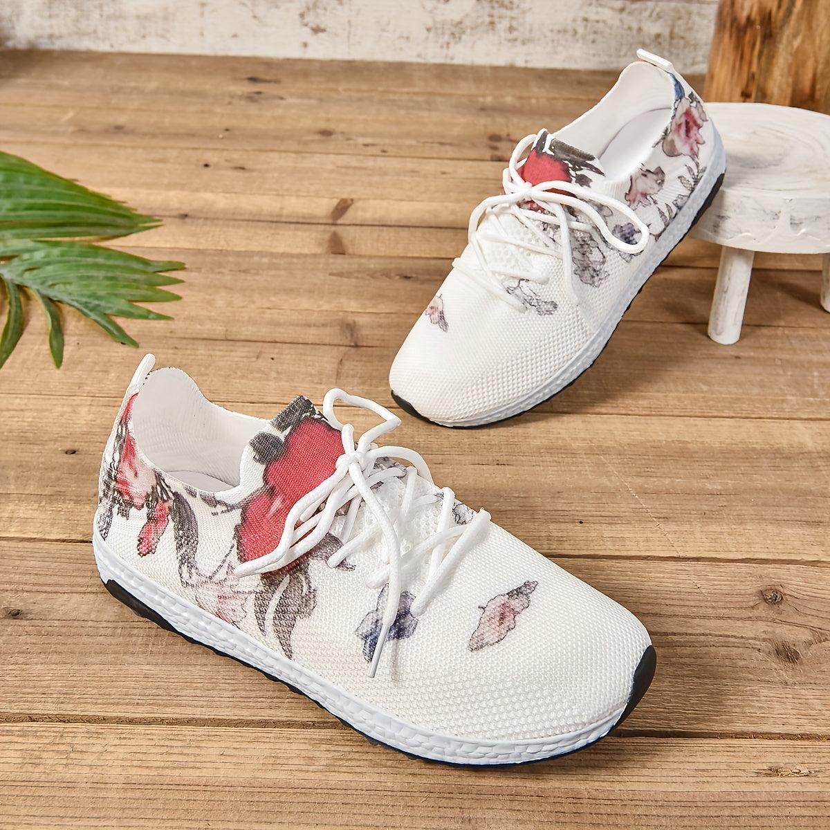 Ladies Casual Sports Shoes Breathable Fabric Low Top Slip-On Running Shoes