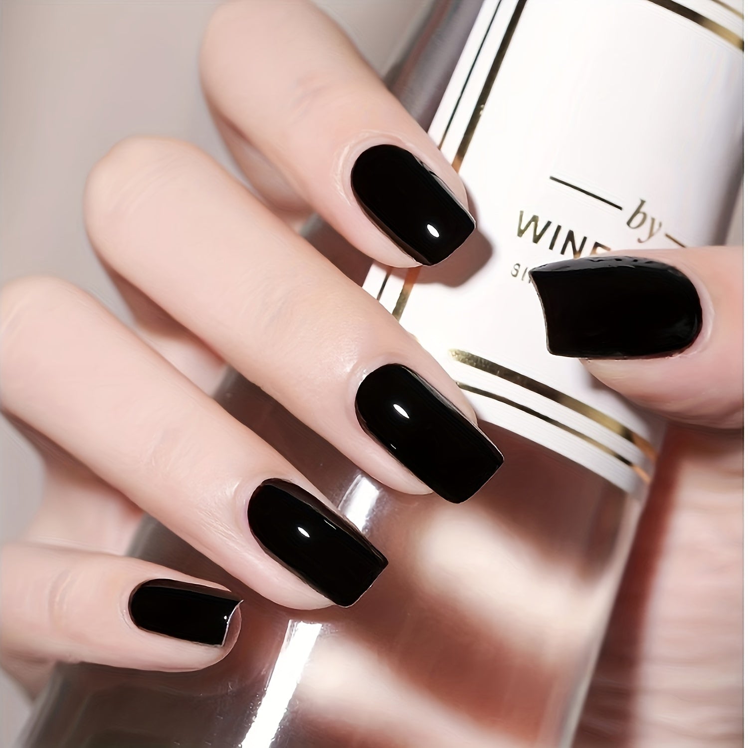 Juego de 24 piezas de uñas cortas cuadradas para mujer en colores sólidos con purpurina