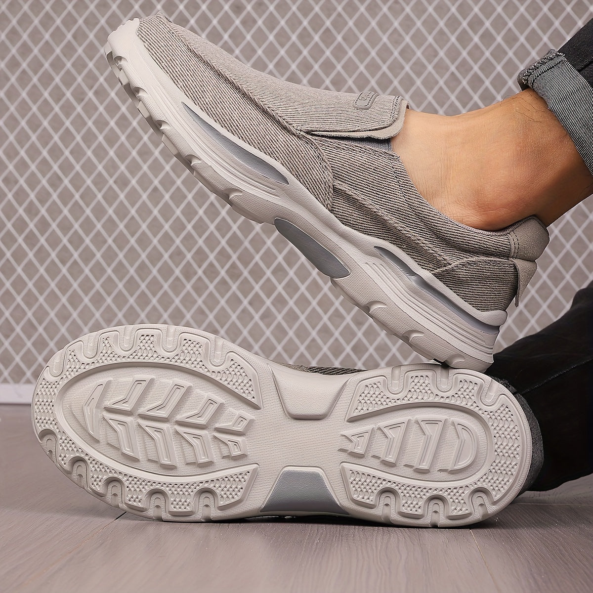 Men's Solid Color Fabric Slip-On Sneakers Low Top Casual Shoes for Daily Wear