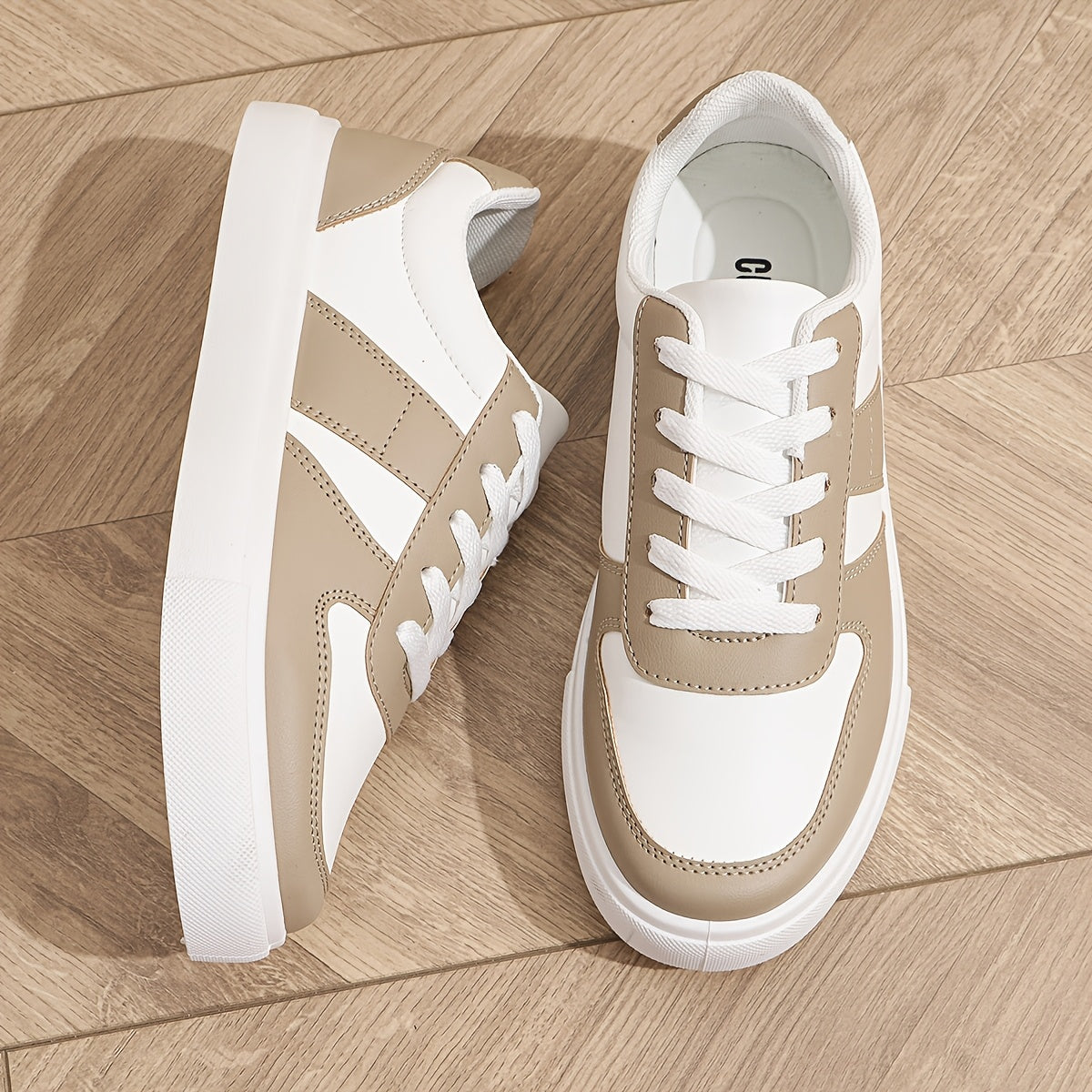 Women's Retro Sneakers Lightweight Synthetic and PVC Casual Shoes Beige White