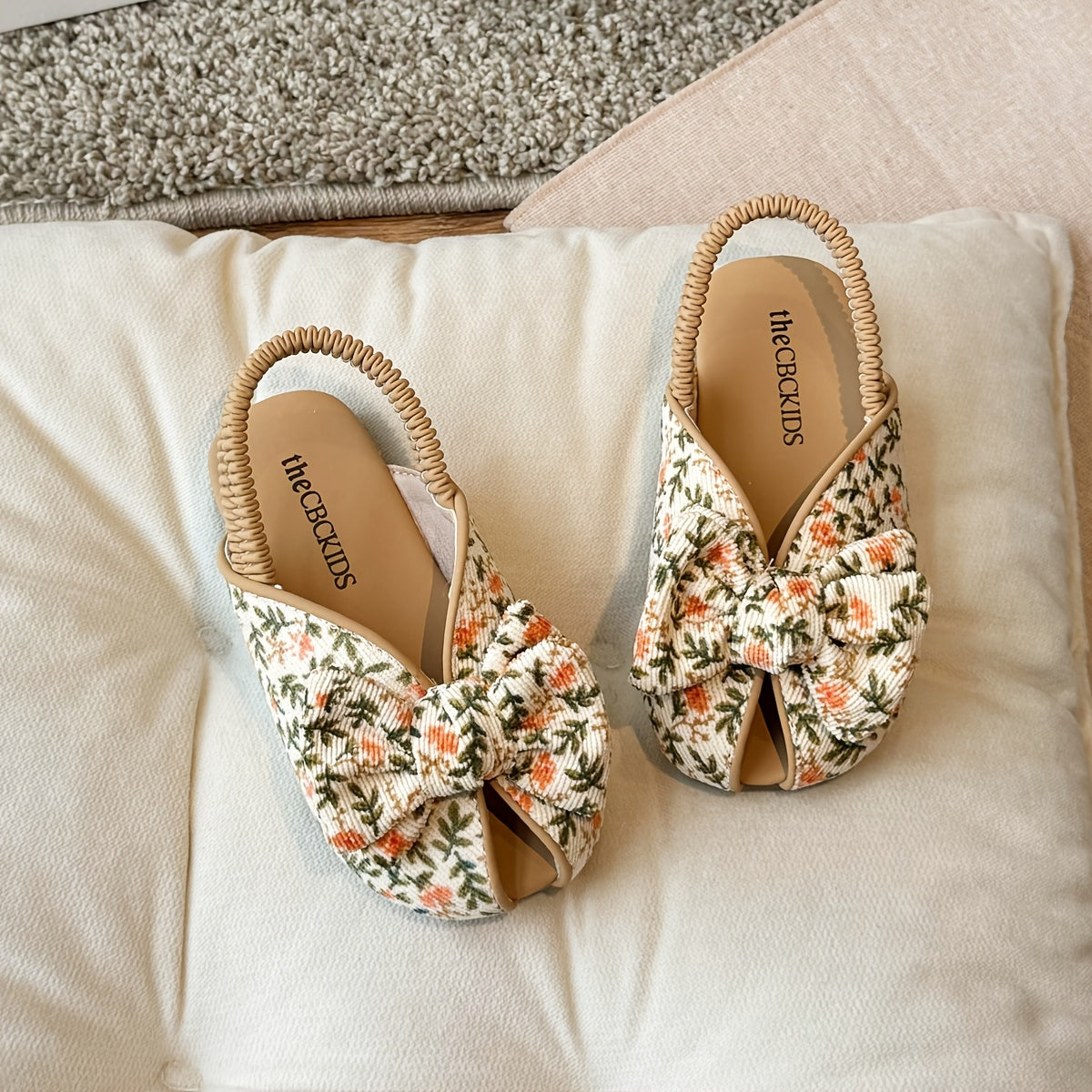 Детские сандалии с цветочным бантом, всесезонные, нескользящие, комфортные для свадеб, вечеринок, повседневной носки