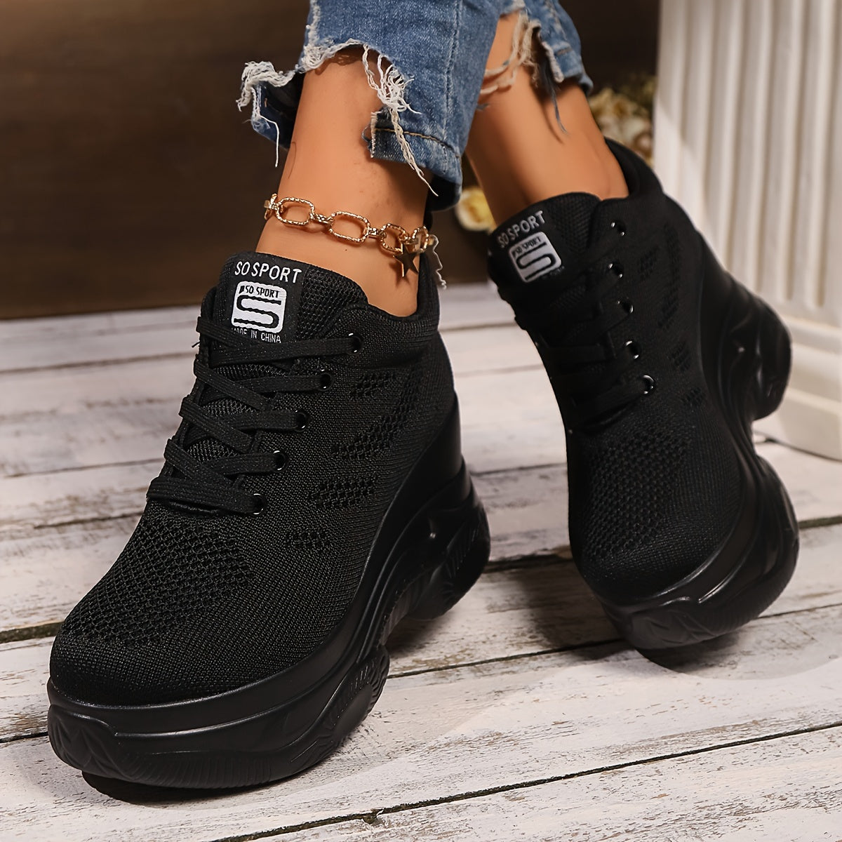 Women's Knitted Sneakers Breathable Low-Top Platform Mesh Shoes