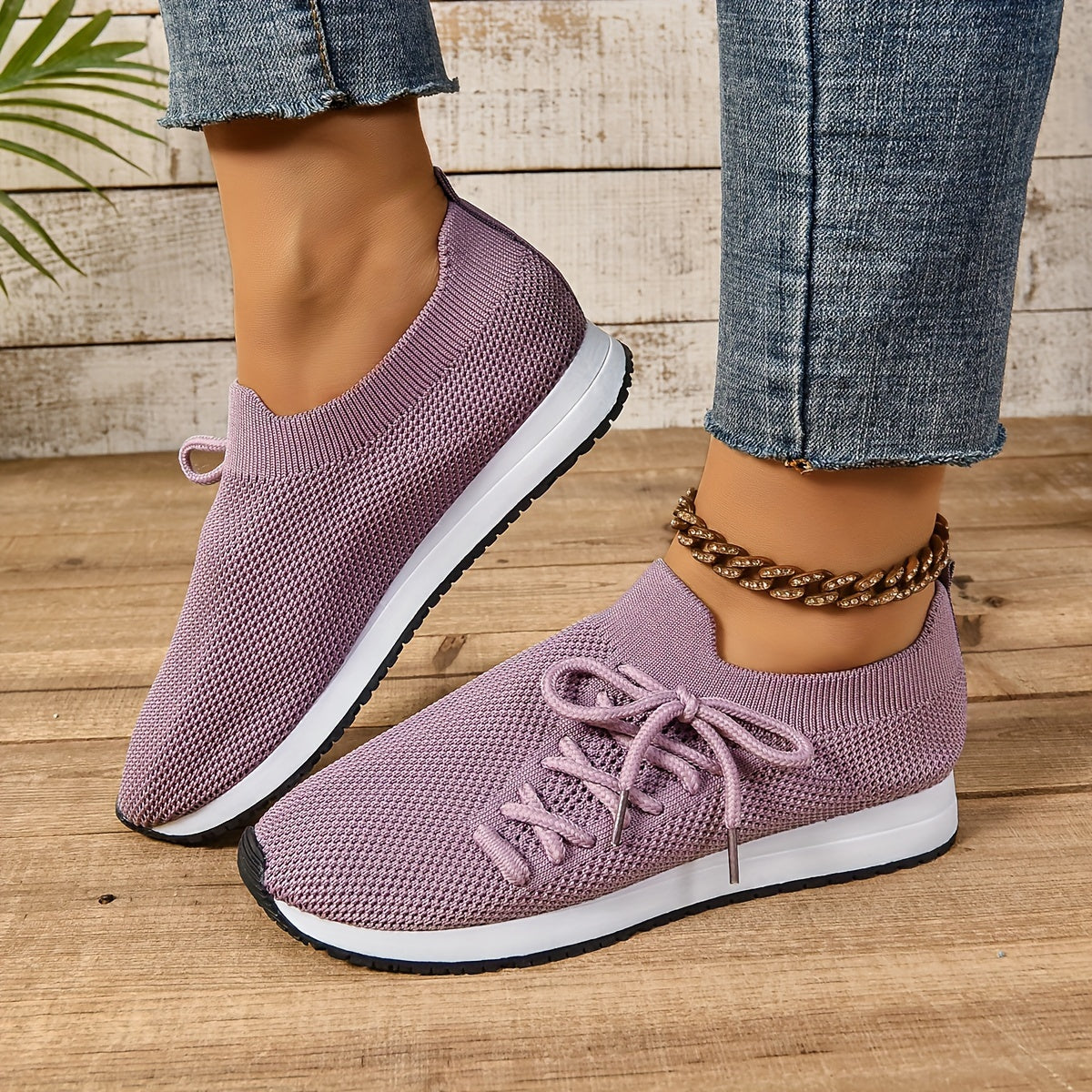 Women's Breathable Casual Sports Shoes with Side Lace Structure