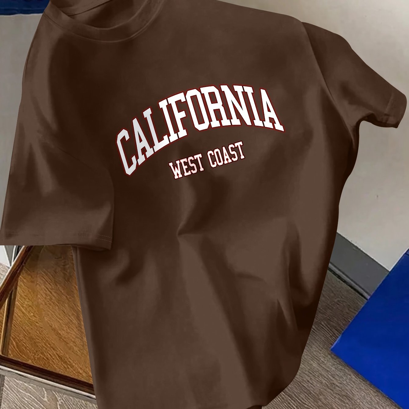 Kaliforniya Grafik Print Erkaklar uchun Yoz va Bahor Tashqi Kiymish uchun Qisqa Yengli T-shirti.