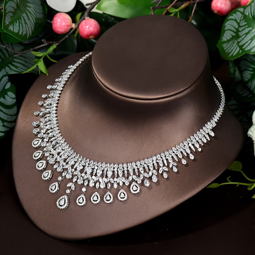 Conjunto de joyería de zirconia cúbica elegante para mujeres con collar, pendientes, anillo y pulsera