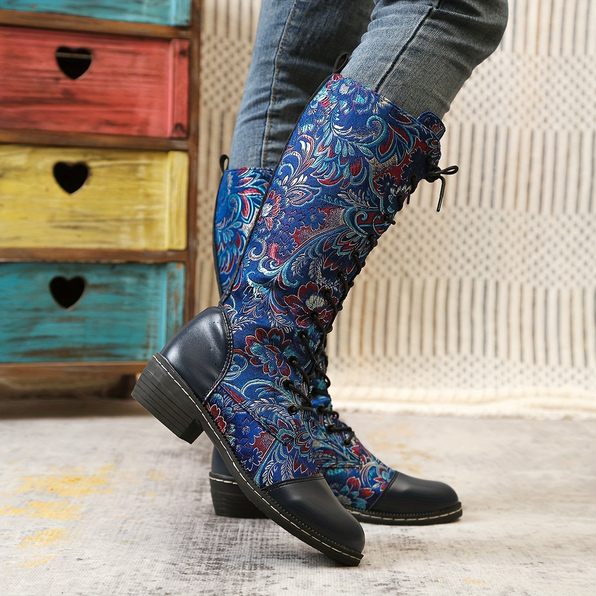 Женские ботинки с цветочным принтом до середины икры, на шнуровке и молнии, на массивном каблуке из ткани