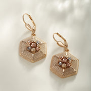 XUPING JEWELRY tomonidan Vintage Tribal Style Jewelry Set - 18K oltin bilan qoplangan misdan tayyorlangan taqinchoq va sirg‘a bilan to‘plam, ayollar uchun ideal. Har kuni kiyish uchun, maxsus tadbirlarda va minnatdorchilik kuni sovg‘asi sifatida ajoyib.