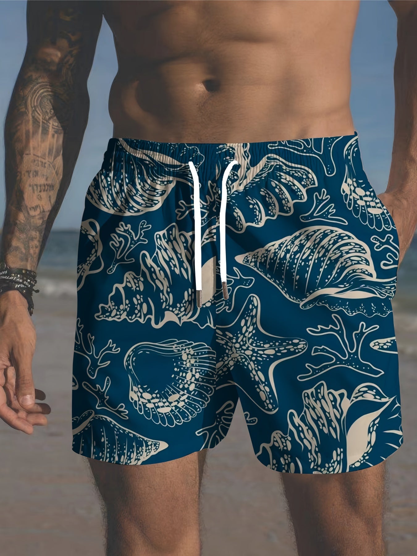 Plus Size Men's Tropical Print Beach Shorts with Elastic Drawstring Waist and Pockets