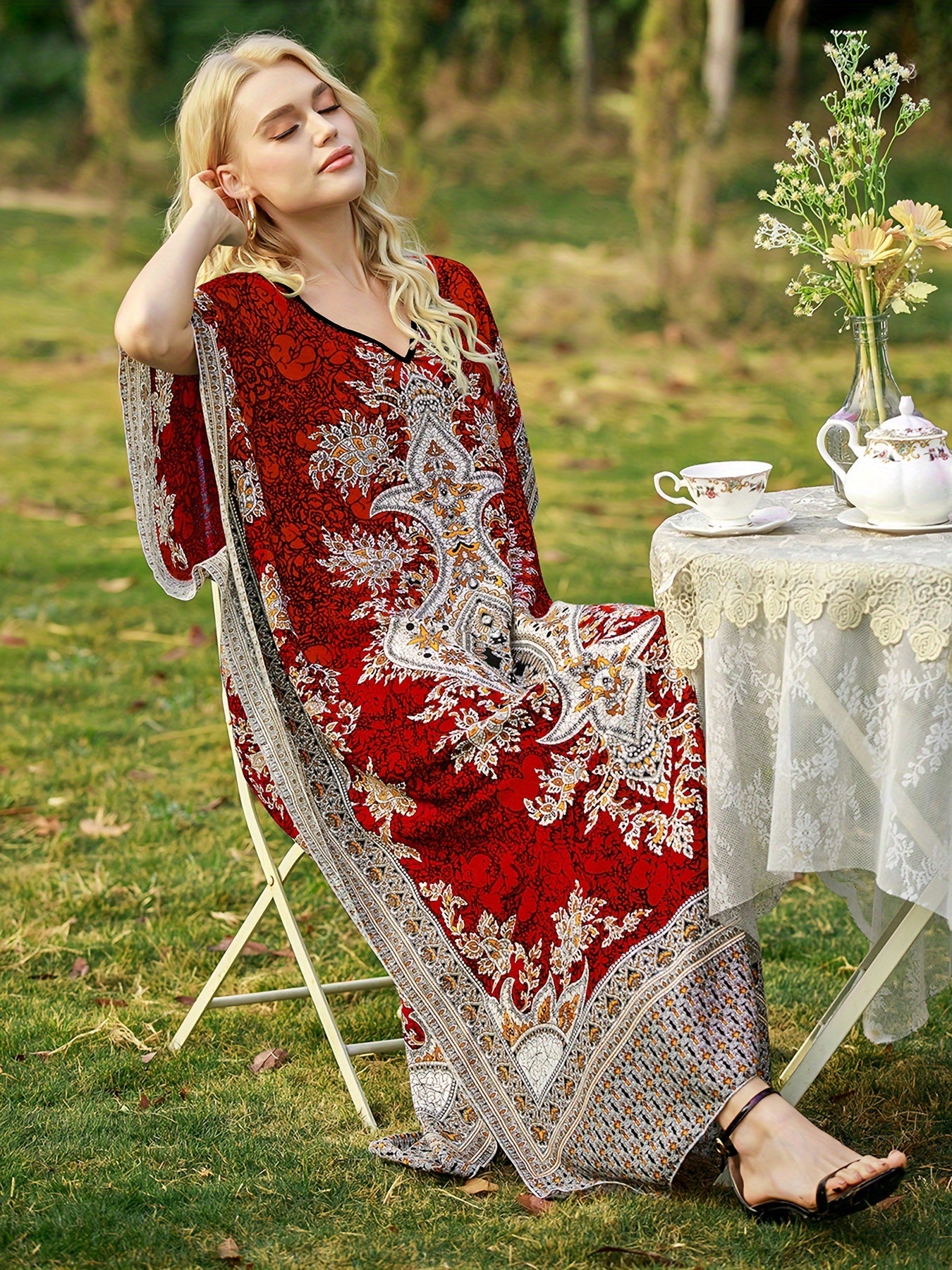 Plus o'lchamli maxi kiyinadigan bohemiya gullari bosma yozgi plyaj ta'tili uchun erkin fit