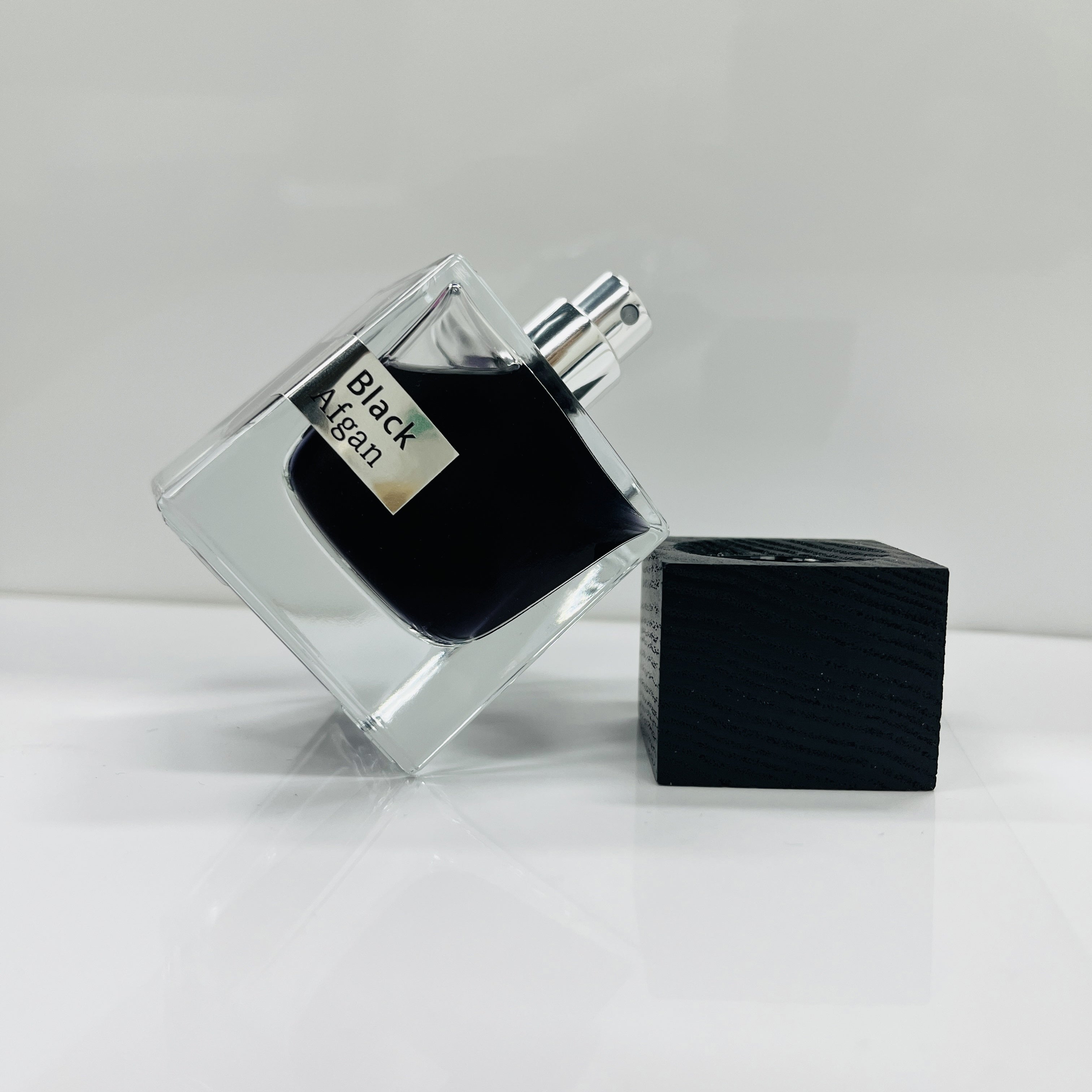 Perfume de hombre de 50 ml Eau de Toilette fragancia amaderada aroma fresco duradero para uso diario y regalos