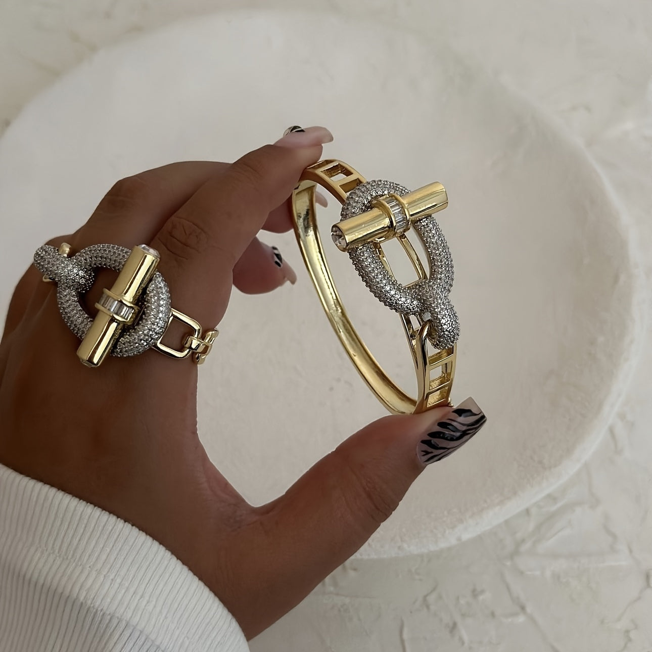 Women's Vintage Style Bangle Stainless Steel with Cubic Zirconia Gold Plated