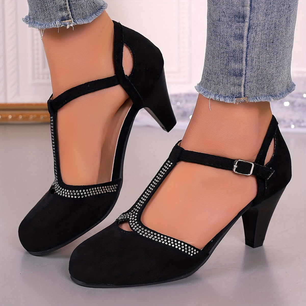 Women's Crystal Embellished Round Toe Pumps with Lightweight French Heel