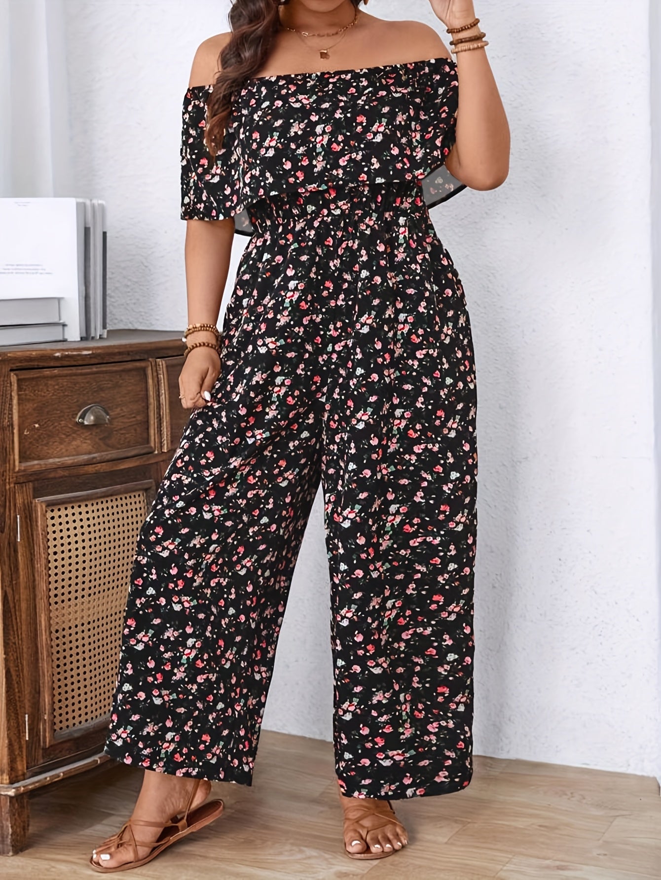Plus Size Women’s Bohemian Floral One-Shoulder Pleated Jumpsuit