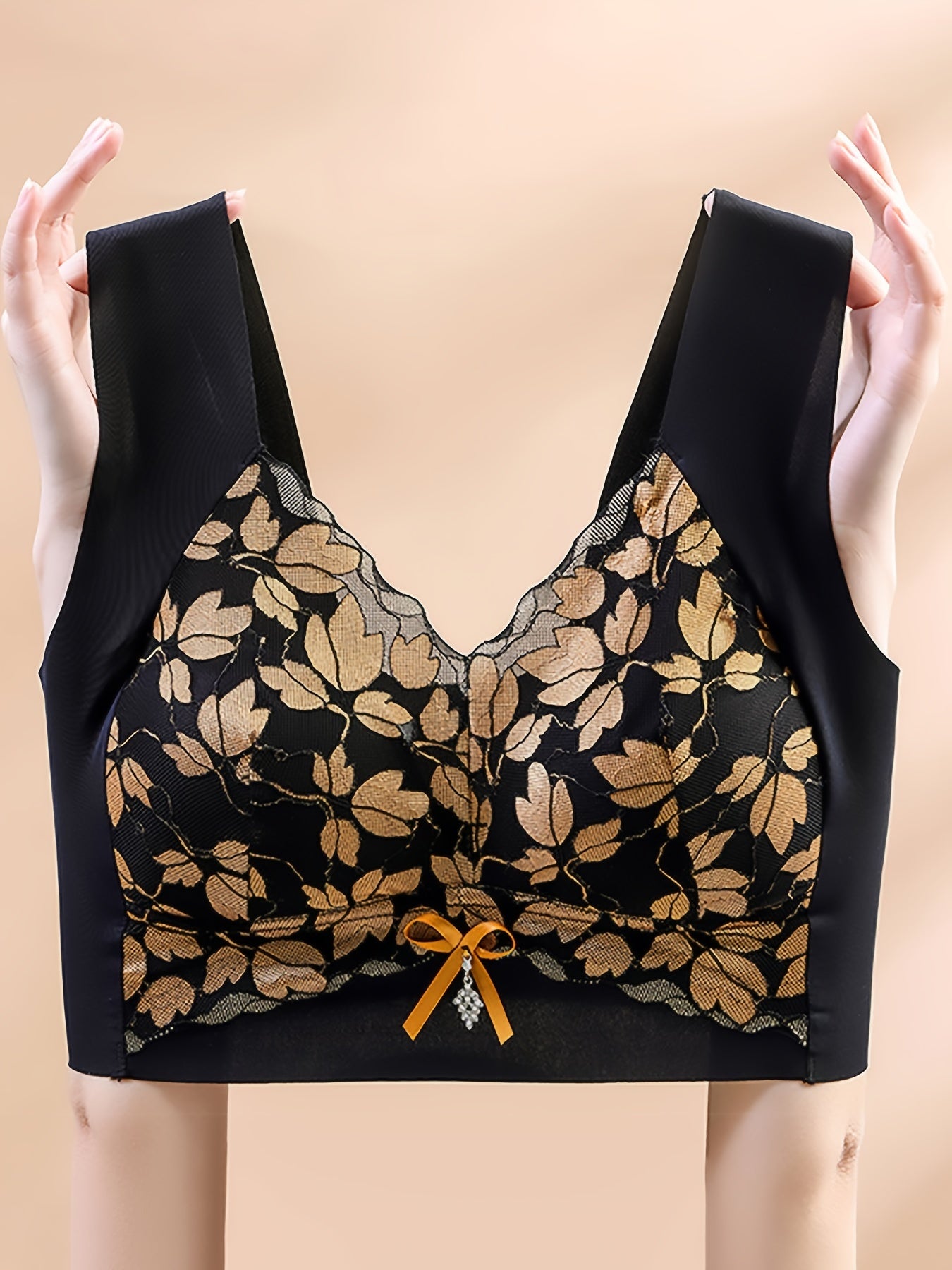 Wireless Polyamide Elastane Bra with Medium Support, Plant Pattern, Contrast Lace