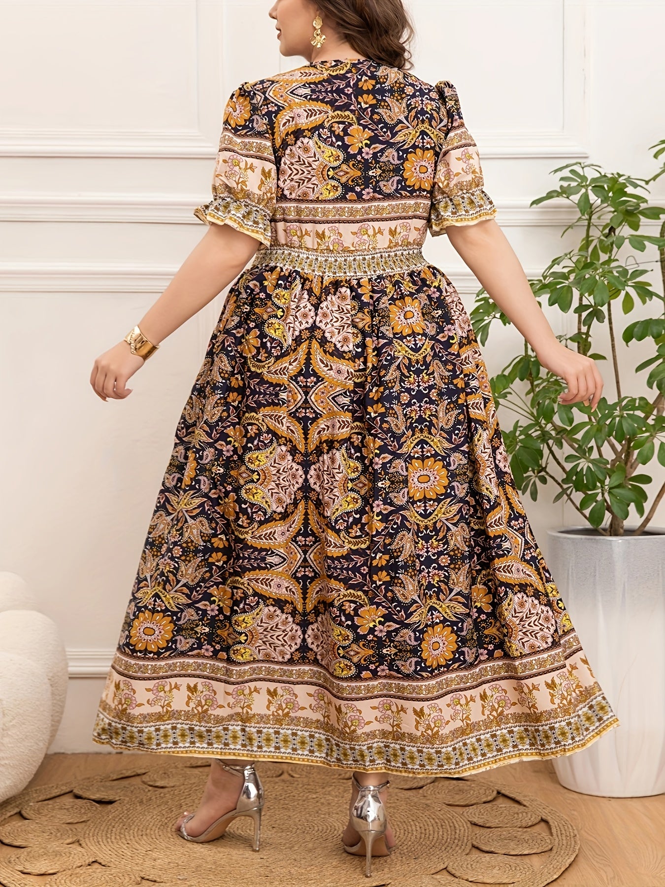 Plus Size V-Neck Maxi Dress Vintage Print Polyester Knit All-Season Casual A-Line