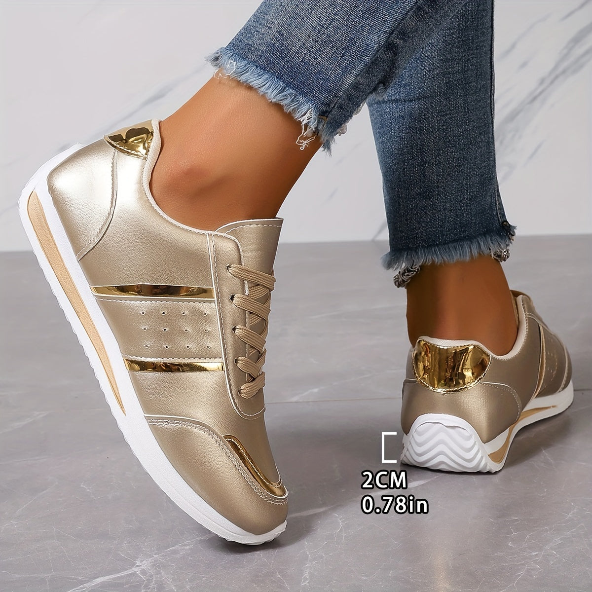 Women's Sneakers Lightweight Casual White Lace-Up Shoes Versatile All Seasons