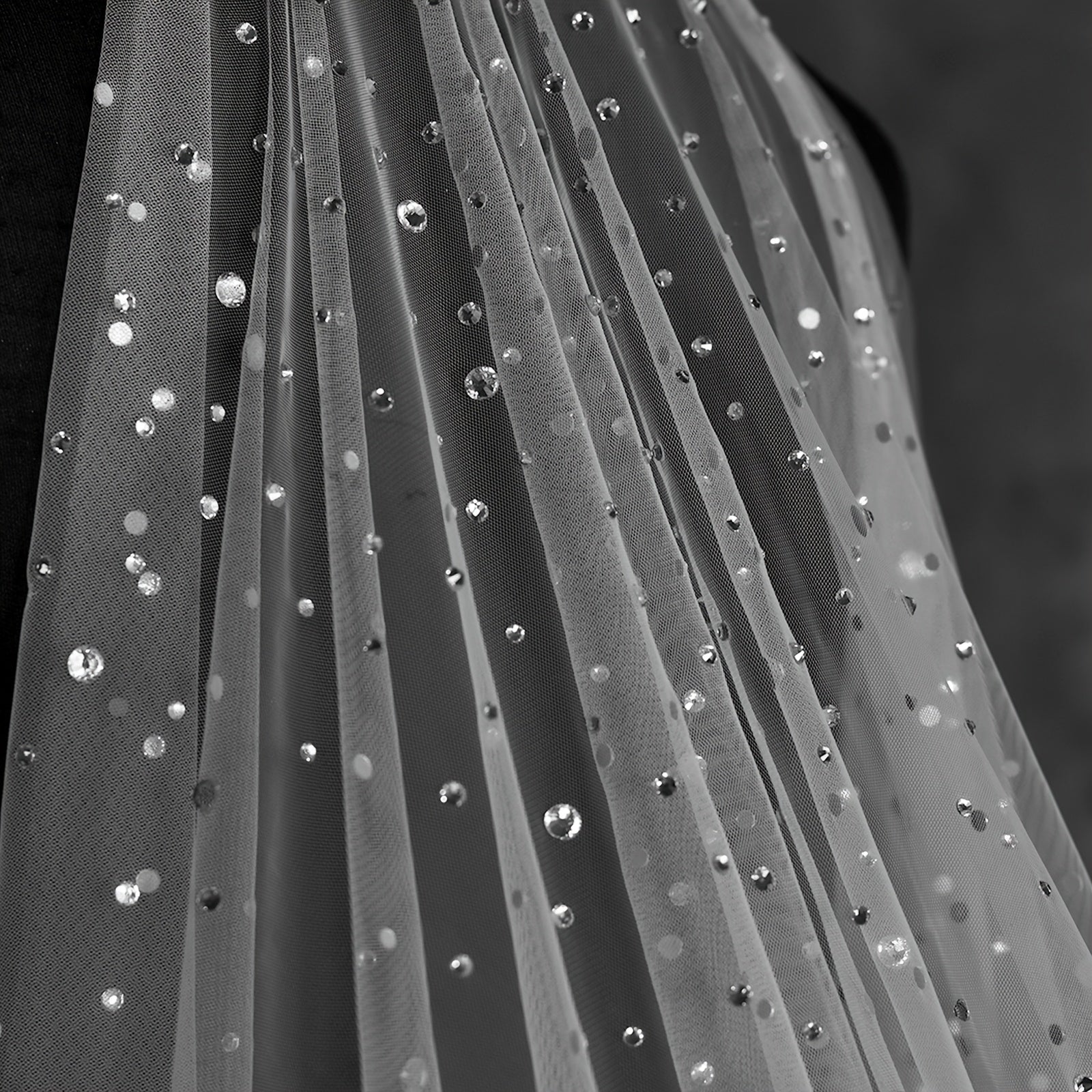 Bridal Veil with Rhinestones and Comb Single Layer Wedding Accessory