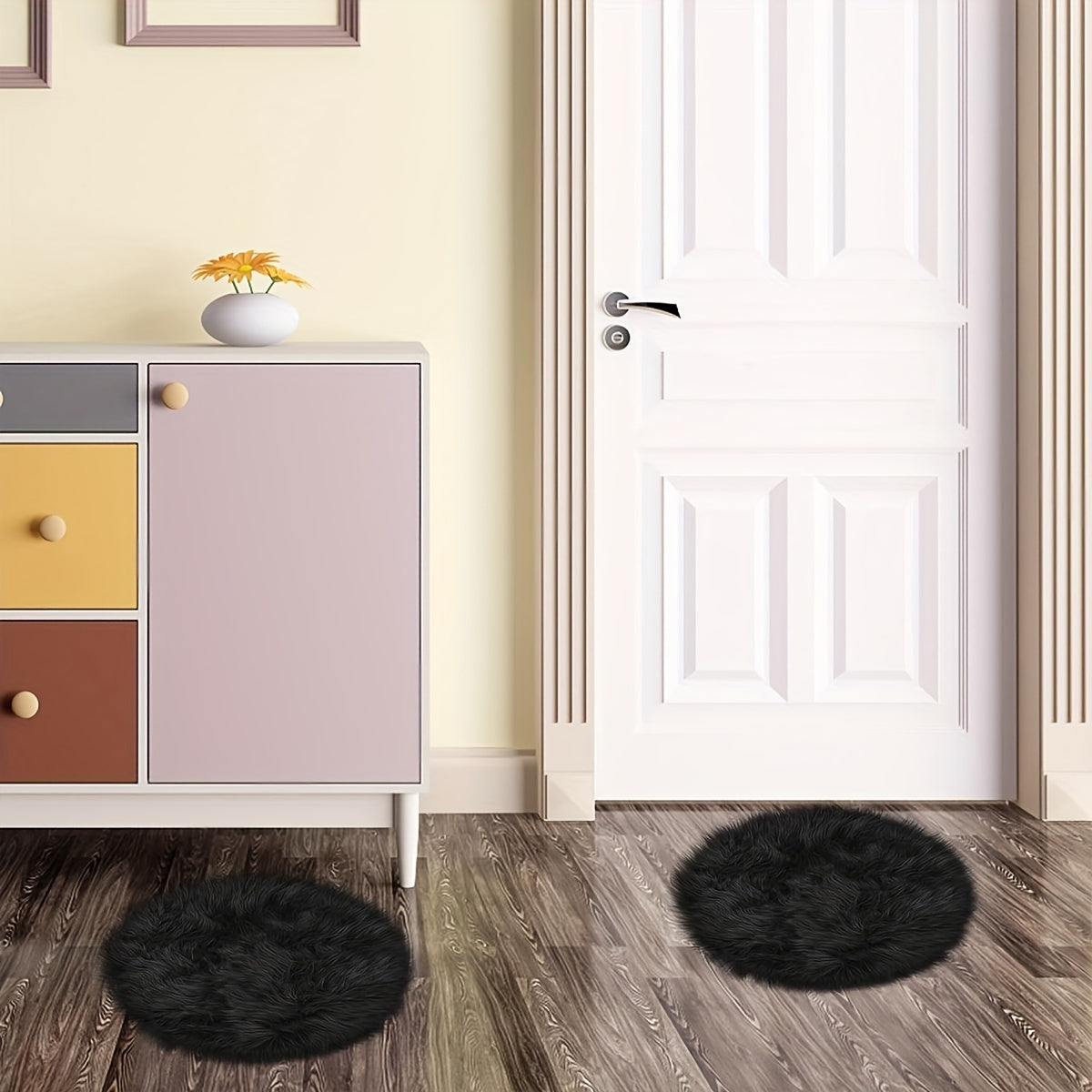 Round Plush Faux Sheepskin Rug, Machine Washable, Fluffy and Lightweight for Living Room and Bedroom