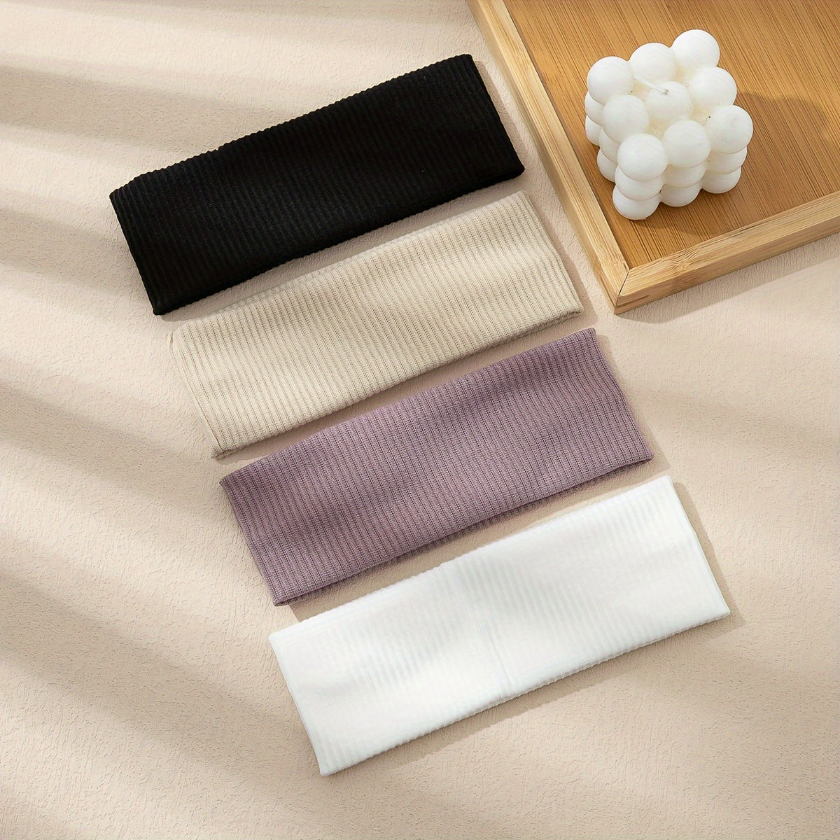 Kundalik va sport uchun to'rt rangli soch bog'lamlari to'plami, teri so'radigan bosh bandlar bilan