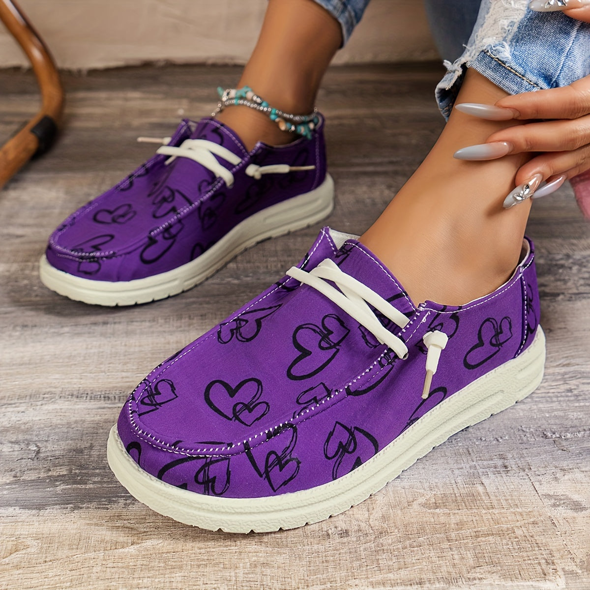 Women's Fabric Casual Sneakers Black and White Heart Pattern