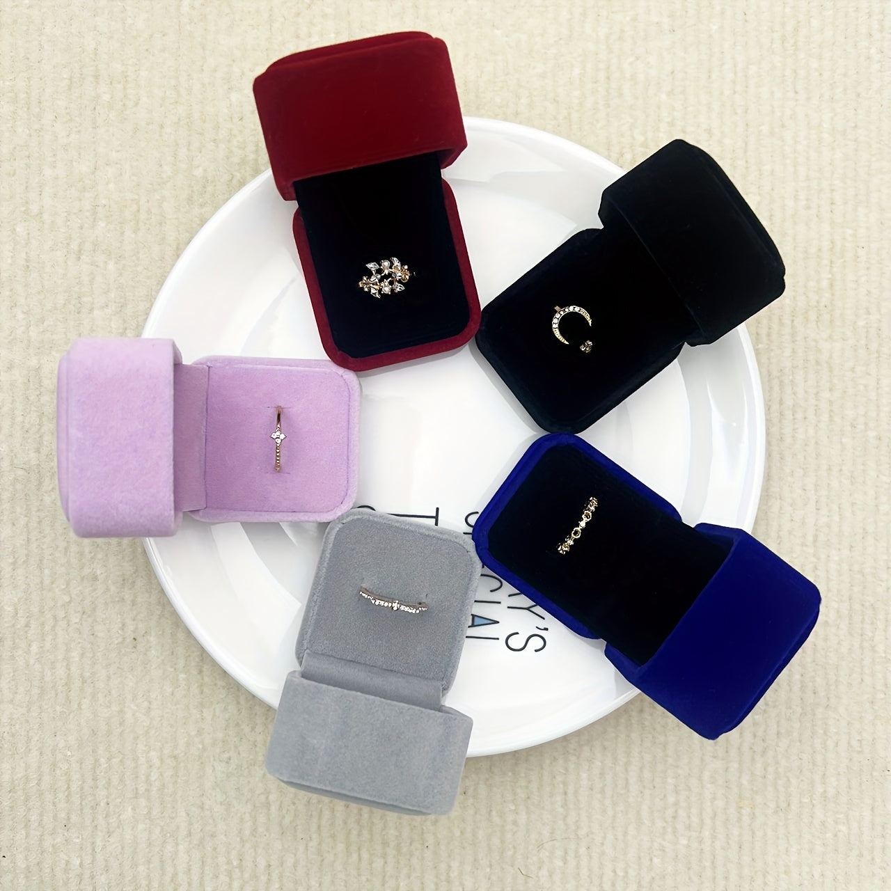 Набор из 5 бархатных шкатулок для украшений с застежкой-кнопкой для колец и подарков