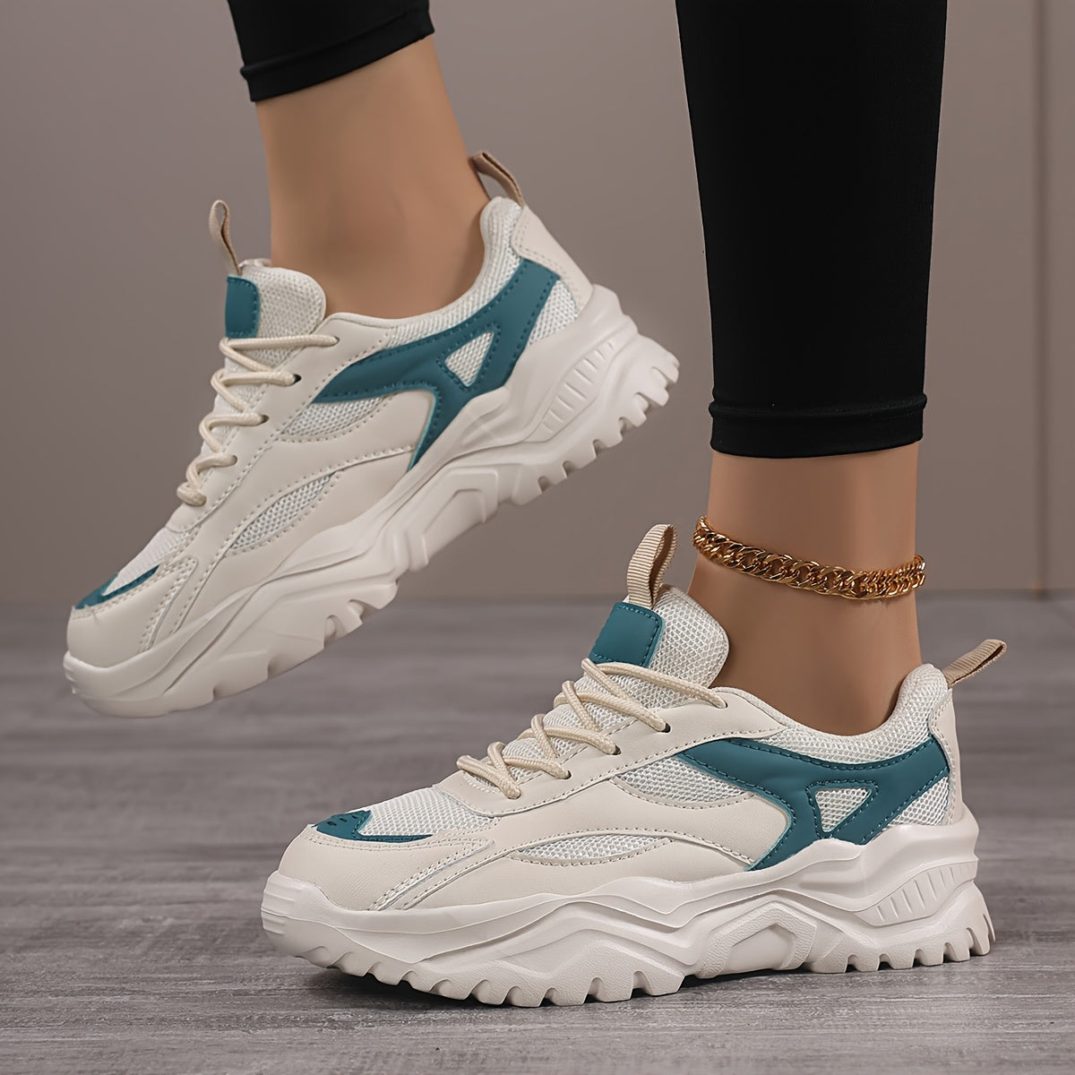 Women's Breathable Mesh Low-Top Sneakers Lightweight Casual Shoes Black White Pink Teal