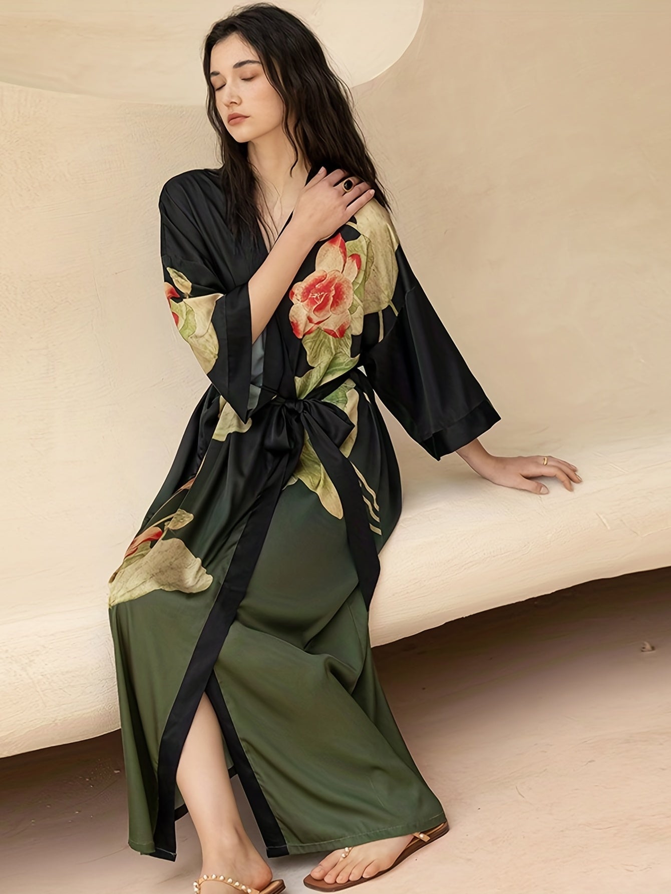 Plus Size Floral Satin Robe V-Neck Lounge Wear with Lace-Up and Short Sleeves