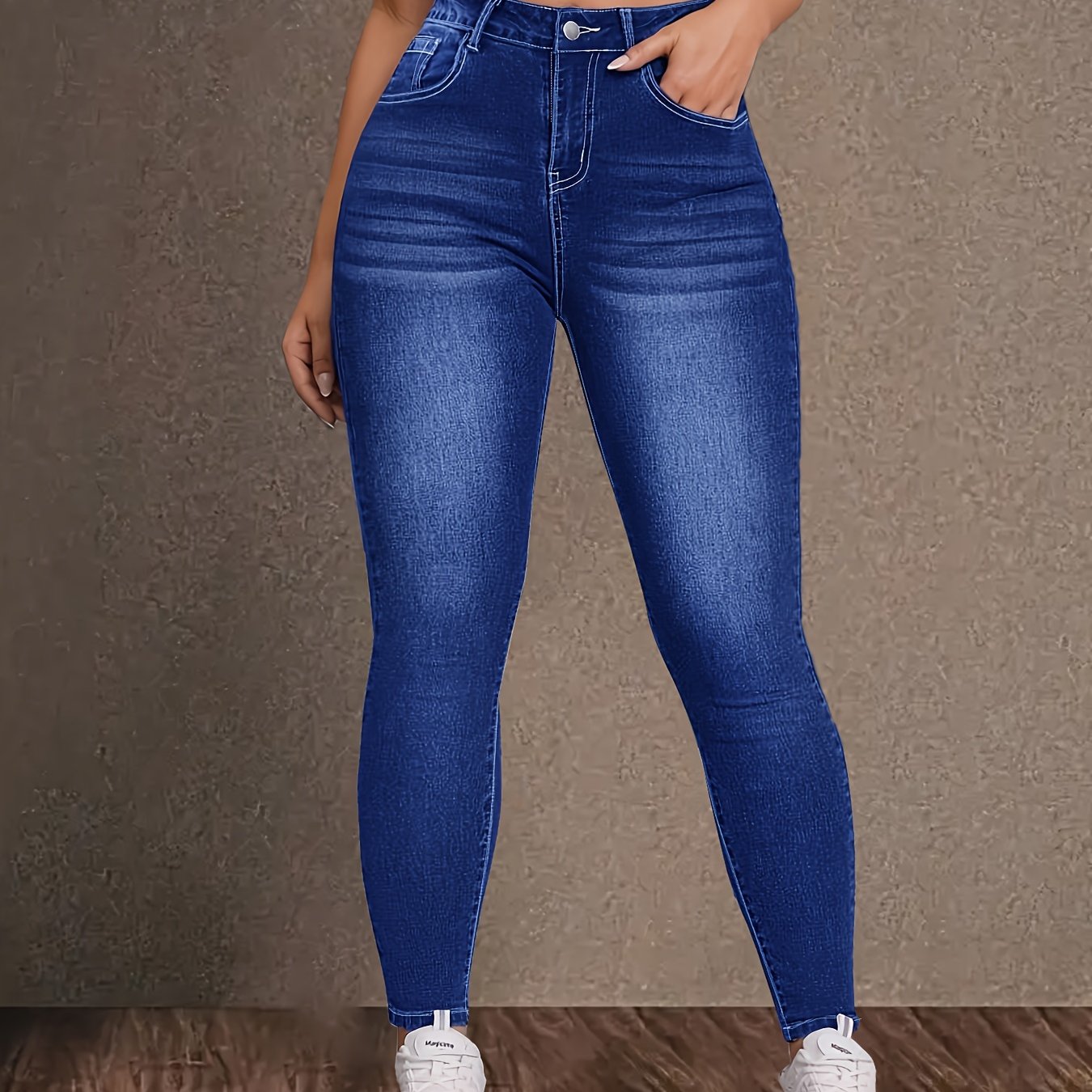 Plus Size Women Black Geometric Embroidered Stretch Denim Pants