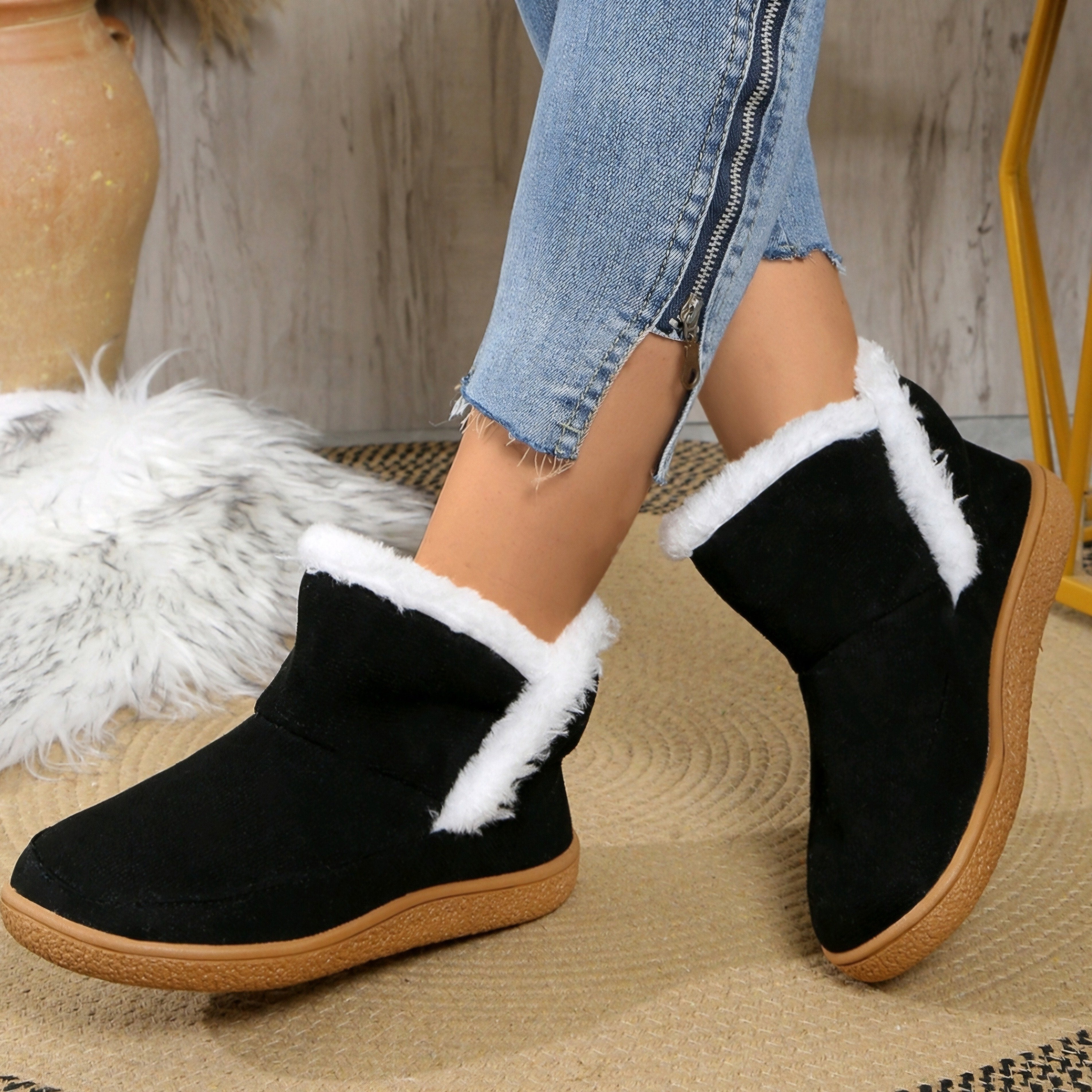 Women's Fleece-Lined Ankle Boots Casual Slip-On Short Boots Rubber Sole