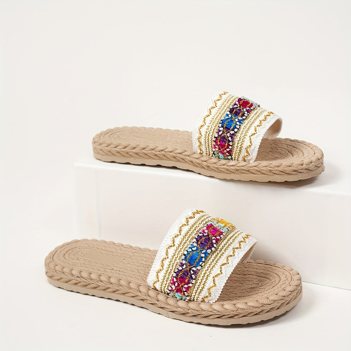 Women's Bohemian Flat Sandals with Beaded Ankle Bracelets for Casual and Beach Wear