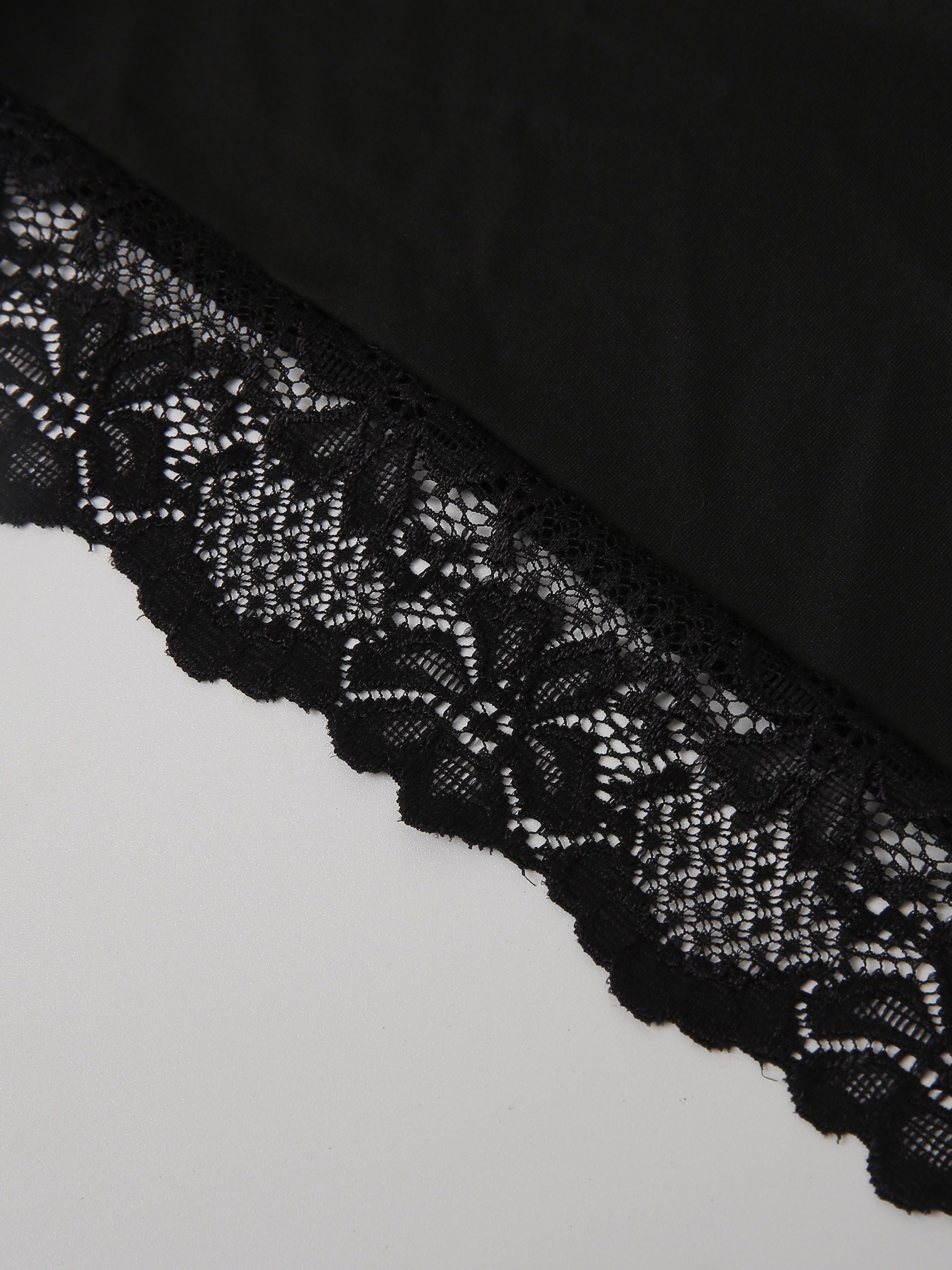 Women's Seamless Lace Trim Shapewear Skirt with Support and Solid Color