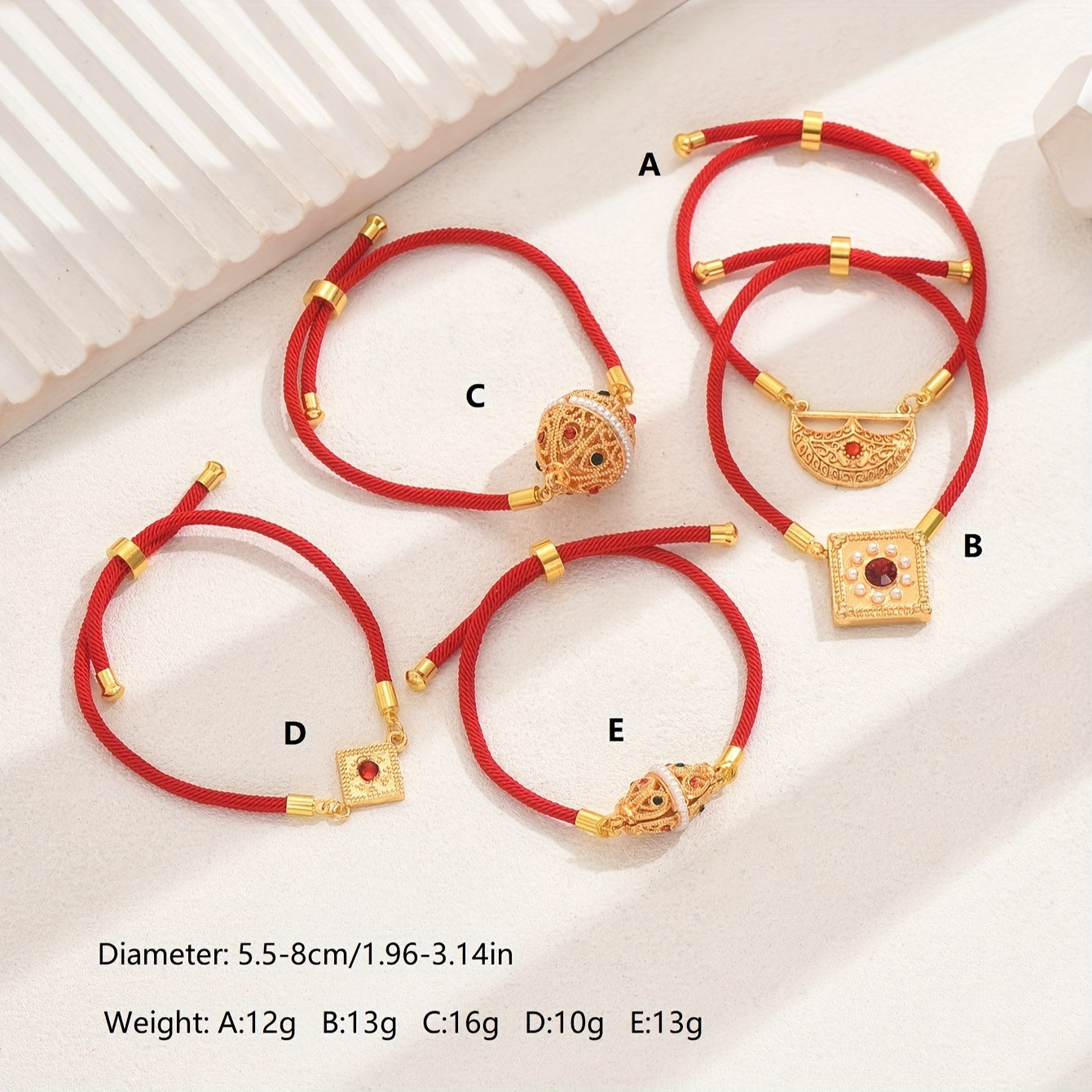 Ayollar uchun vintaj xushbo'y va rhinestones bilan sozlanadigan to'rilgan taqinchoq