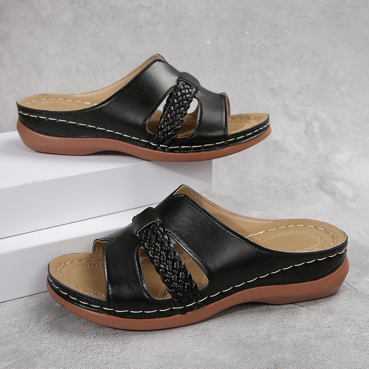 Women's Woven Bag Design Slippers with Thick Sole, Lightweight Vacation Shoes