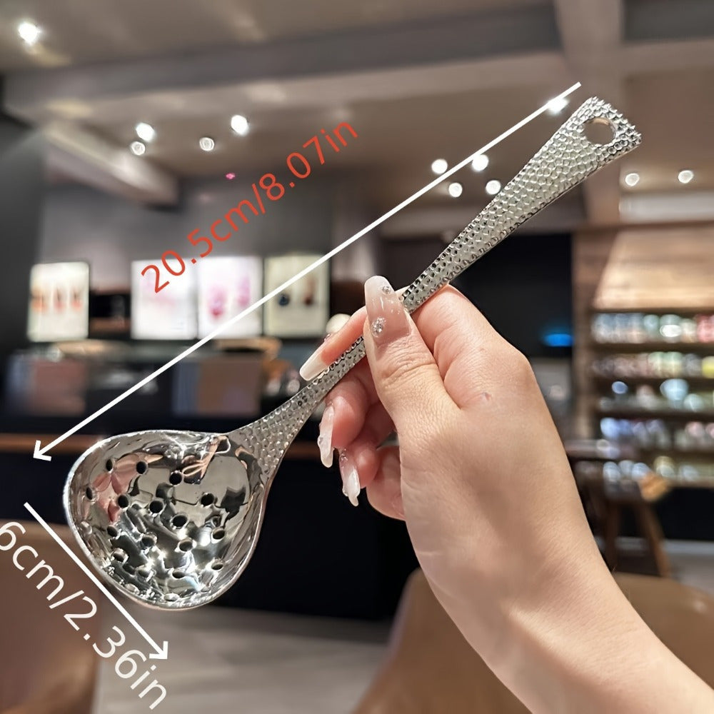 Stainless Steel Long-Handled Spoon Leak-Proof Kitchen Utensil for Home and Restaurant