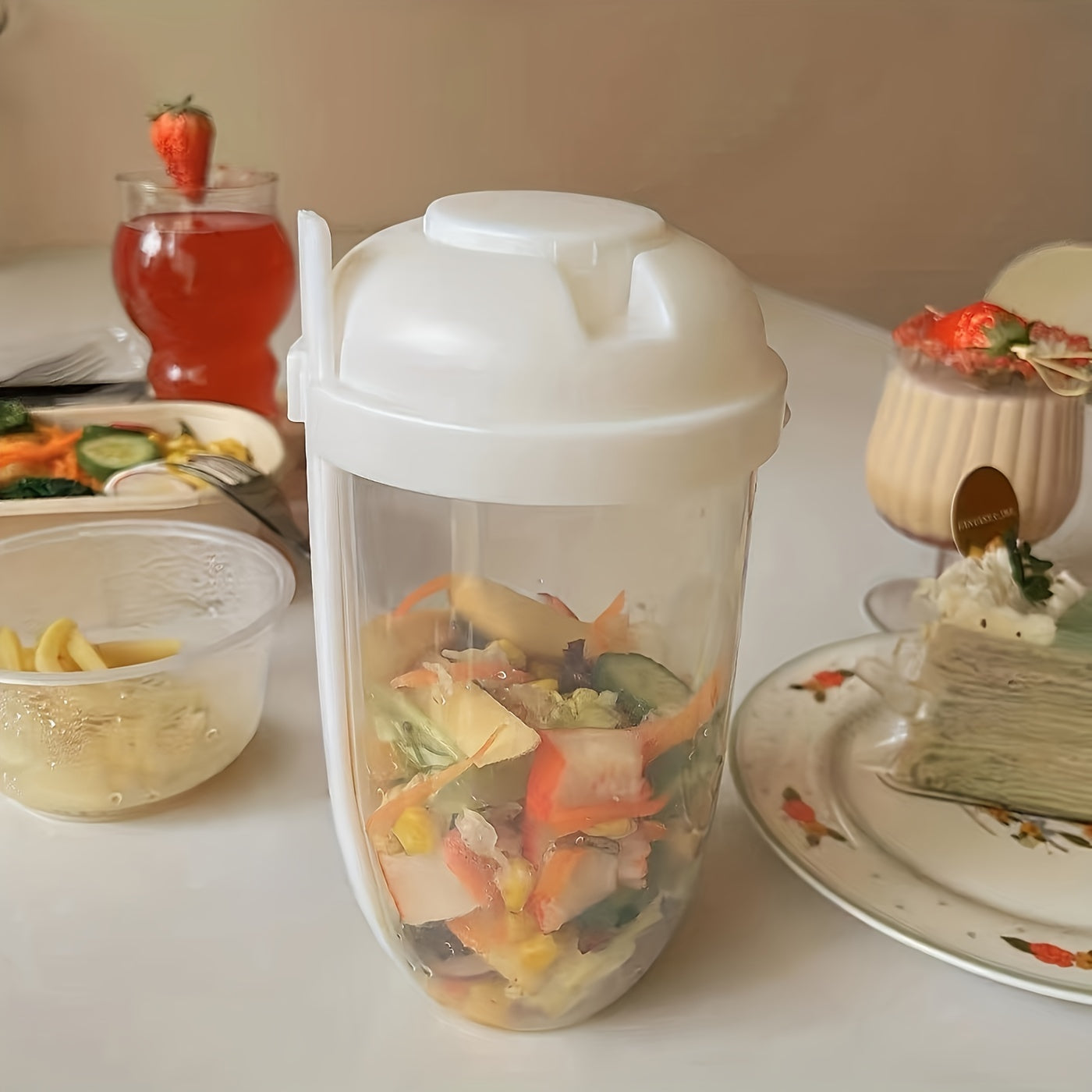 Salad Container 1000ml Portable Fruit Vegetable Milk Cup with Shaker Lid
