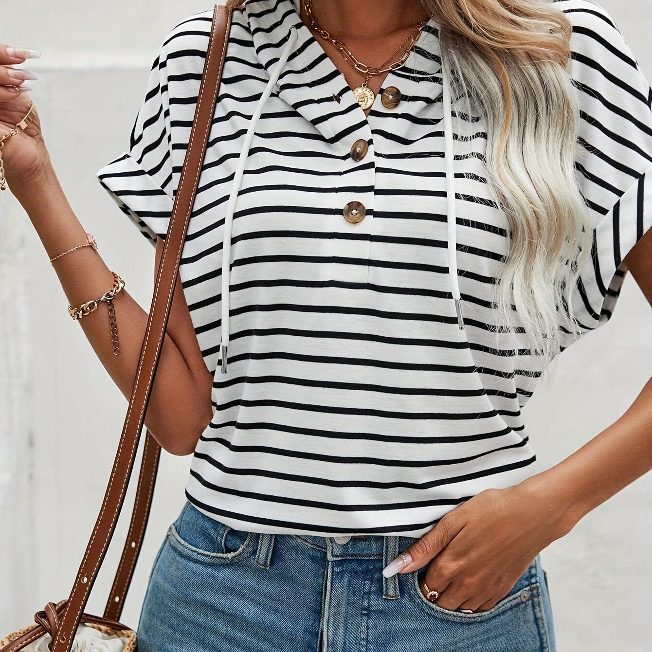 Sudadera con capucha de rayas para mujer con botones en la parte delantera, mangas batwing y capucha con cordón