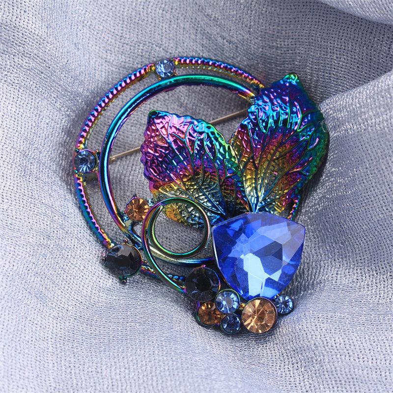 Luxury Rhinestone Flower Brooch Irregular Shape Jewelry for Clothing Bags Hats