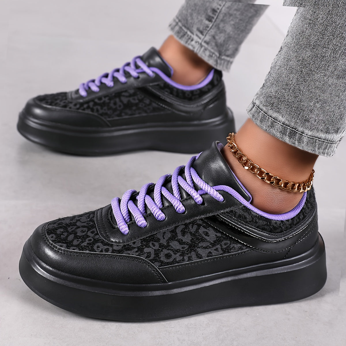 Women's Leopard Print Platform Sneakers Lightweight Casual Shoes with EVA Sole