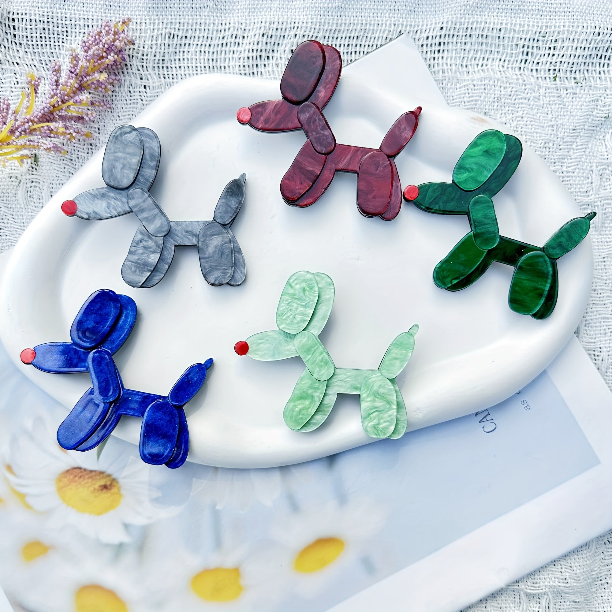 Handmade Acrylic Animal Brooch Pin Cartoon Dog Shape for Apparel Bags Accessories