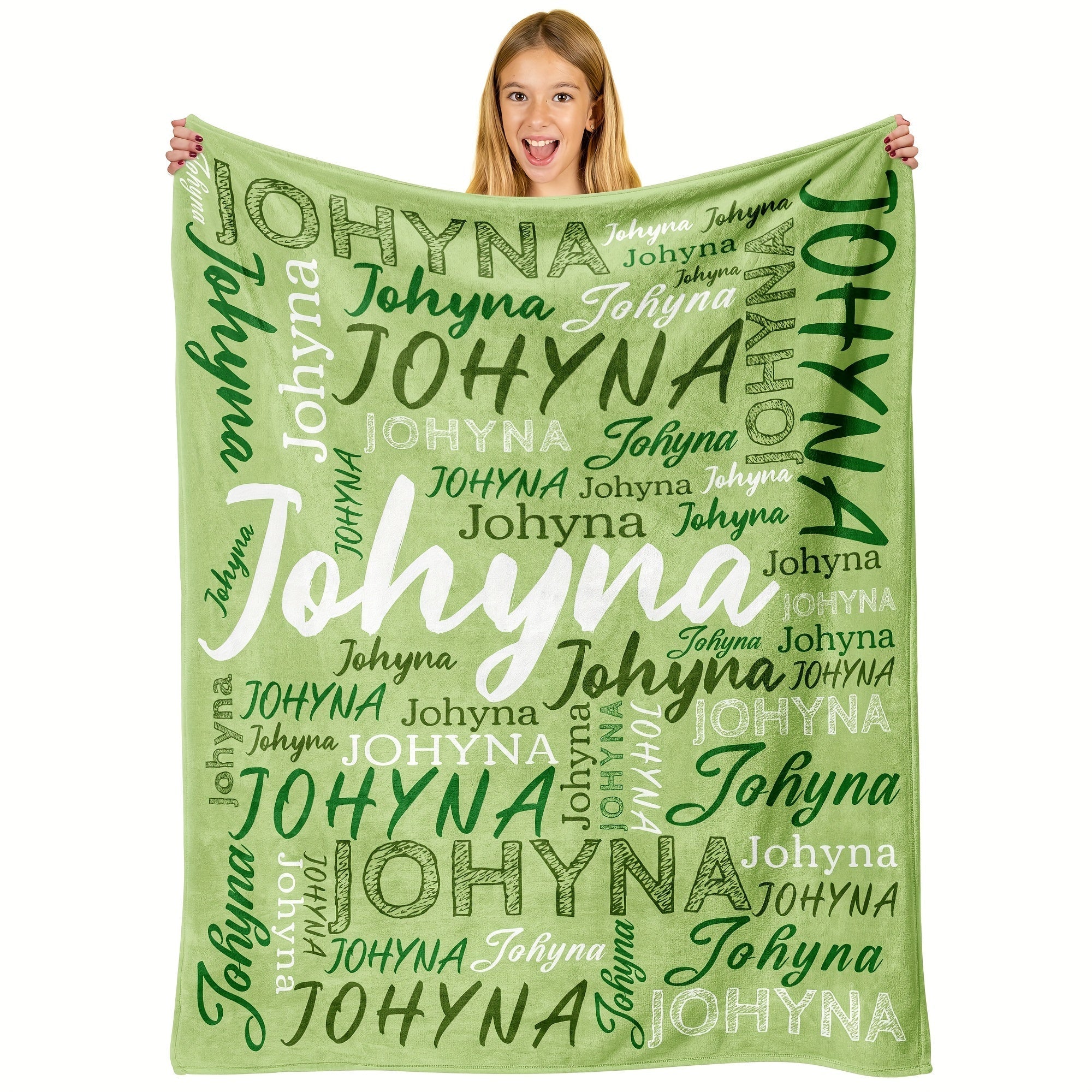 QOGOER Maxsus Ism Flanel Ko'rlagi - Har Mavsumga Shaxsiy Dizayn - Tashqi Sarguzashtlar, Qulay Uy Dekoratsiyasi va Hayvonlar uchun Mukammal Sovg'a - Zamonaviy Uslub, Raqamli Bosma, Polyester Material, 200-250gsm To'qilgan Matolar - 1 Dona O'z ichiga oladi