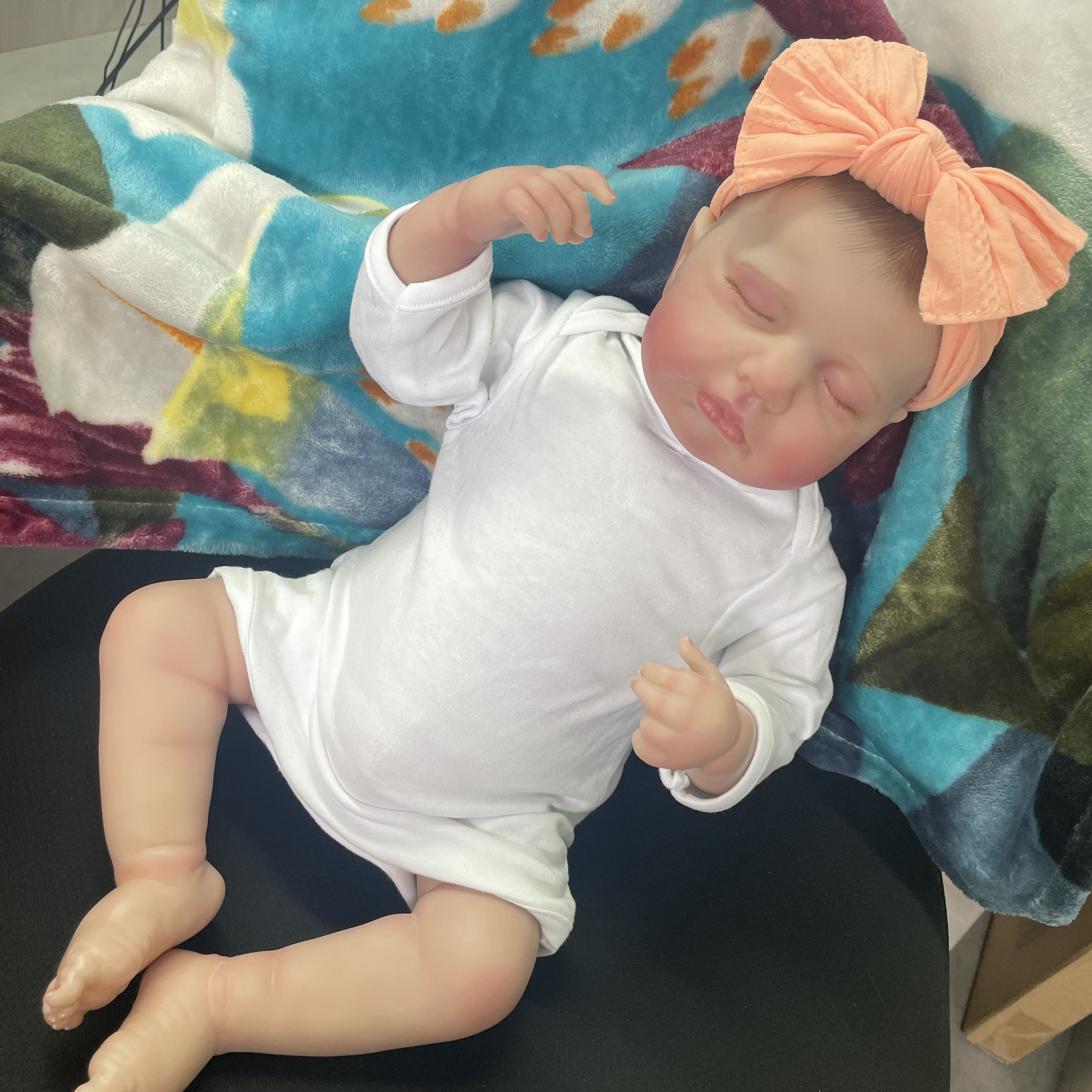 Кукла из винила 19 дюймов с ручной росписью головы и тканевым телом для демонстрации и коллекционирования